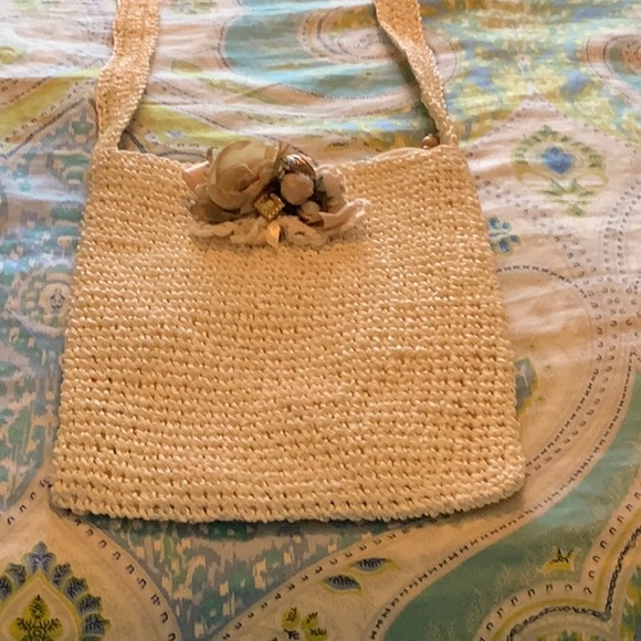 Vintage woven crossbody purse - Picture 2 of 4